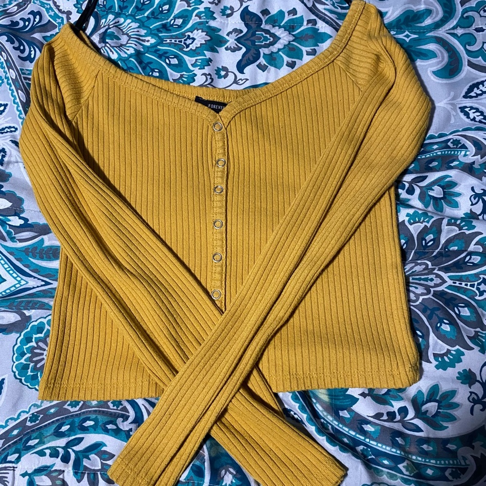Forever 21 off the shoulder crop top size: S - Picture 1 of 2